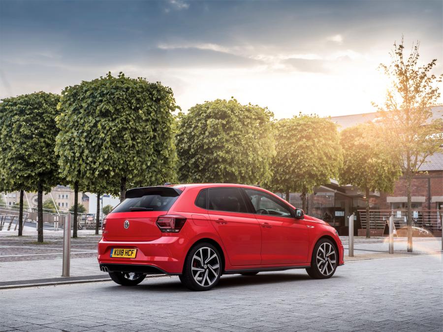  Volkswagen Polo GTI 2018 года  (UK) (фото 27 из 35)